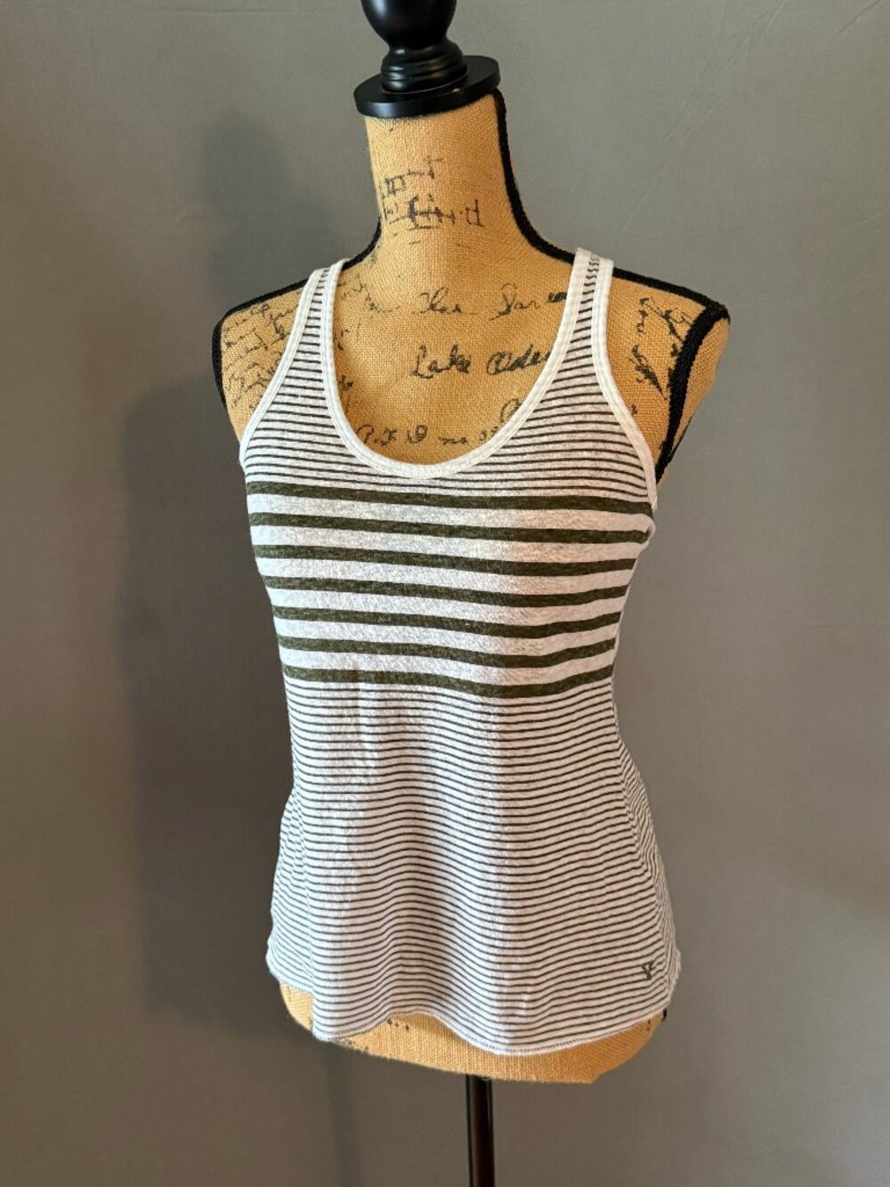 American Eagle women's tank top